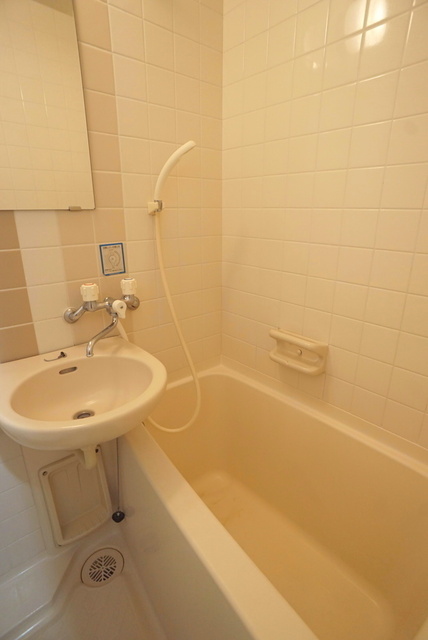 バス・シャワールーム　※２０２２年２月撮影