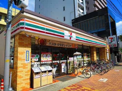 コンビニ　セブンイレブン 大阪新深江駅北店（コンビニ）まで135m