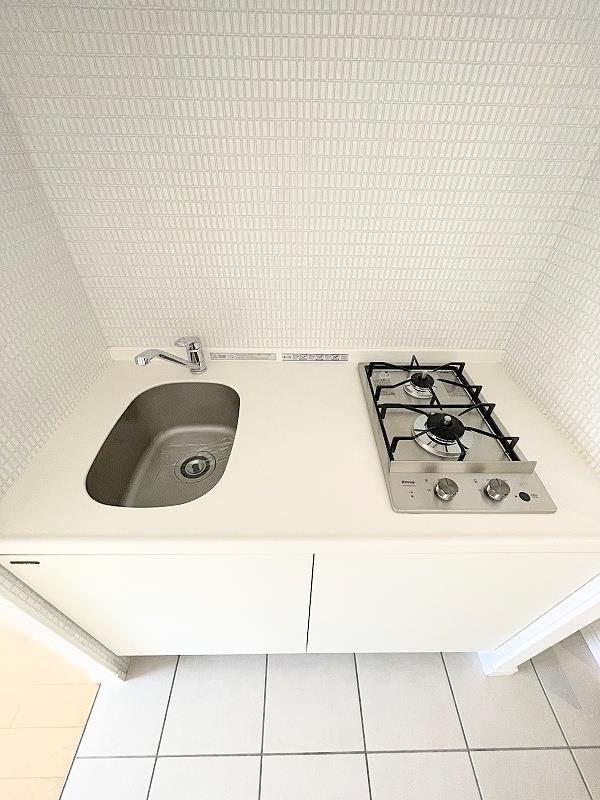 キッチン　システムキッチン・２口コンロ