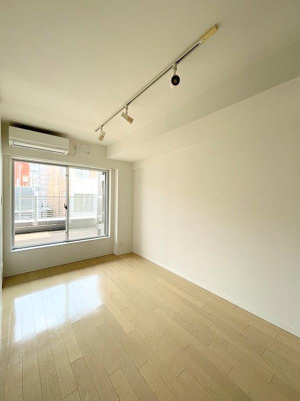 その他部屋・スペース　洋室8.4帖