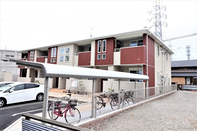 建物外観　アルカンシェルIII