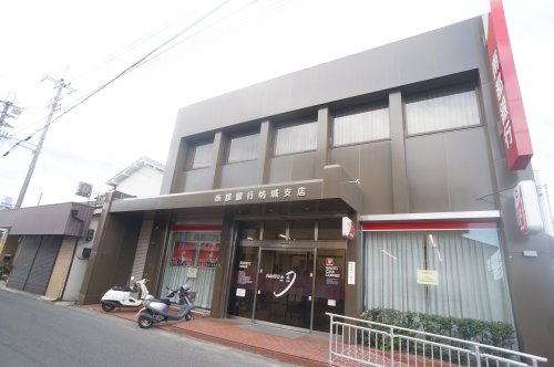 銀行　南都銀行坊城支店（銀行）まで159m