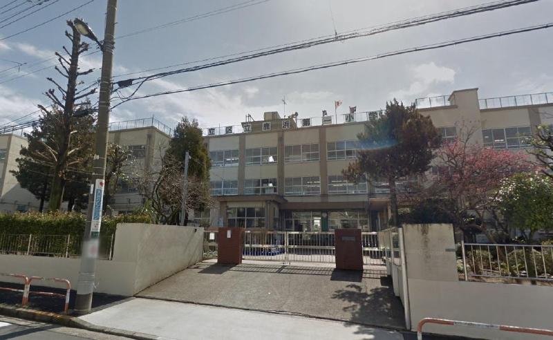 小学校　鹿浜第一小学校（小学校）まで485m