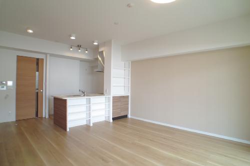 居室・リビング　写真は同型物件です。