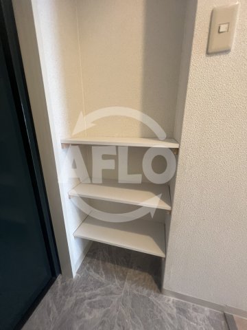 収納　南堀江レヂデンス　玄関収納