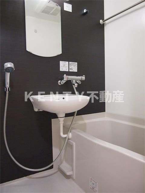 バス・シャワールーム　日々の暮らしに欠かせないお風呂です