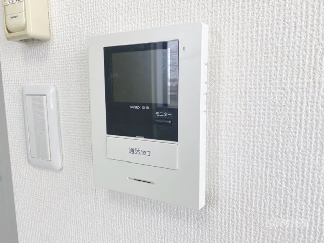 セキュリティ　安心のモニター付きインターホン☆