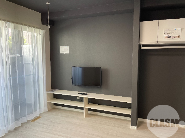 居室・リビング　アクセントクロスがオシャレです♪