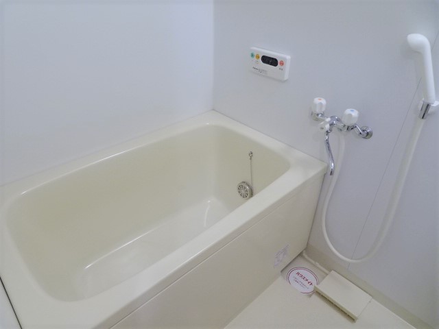 バス・シャワールーム　追焚給湯付きバスルーム
