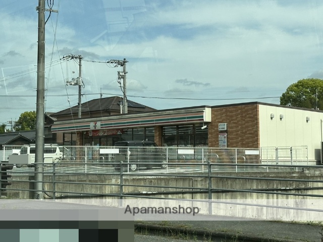コンビニ　セブン－イレブン浅口六条院中店（コンビニ）まで247m