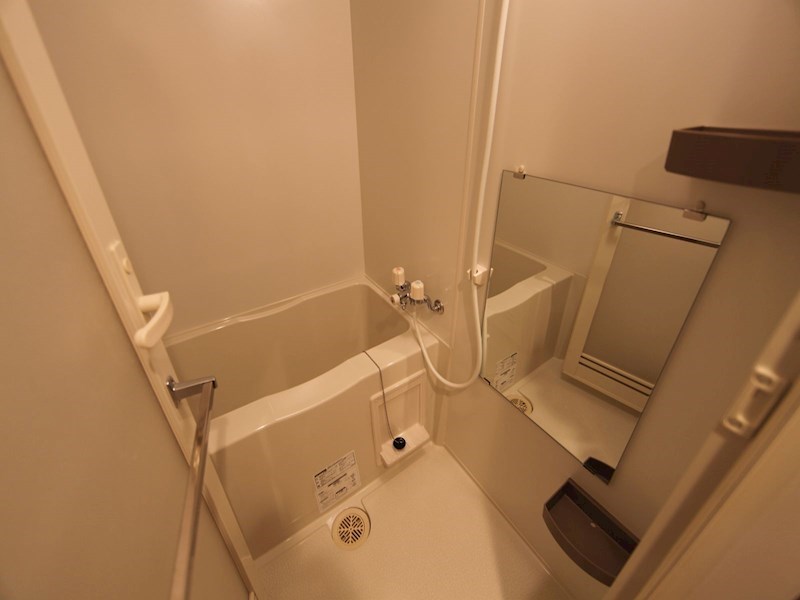 バス・シャワールーム　バスルーム　浴室暖房乾燥機付き