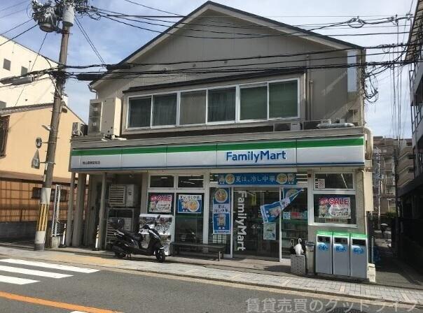 コンビニ　ファミリーマート桃山御香宮前店（コンビニ）まで754m