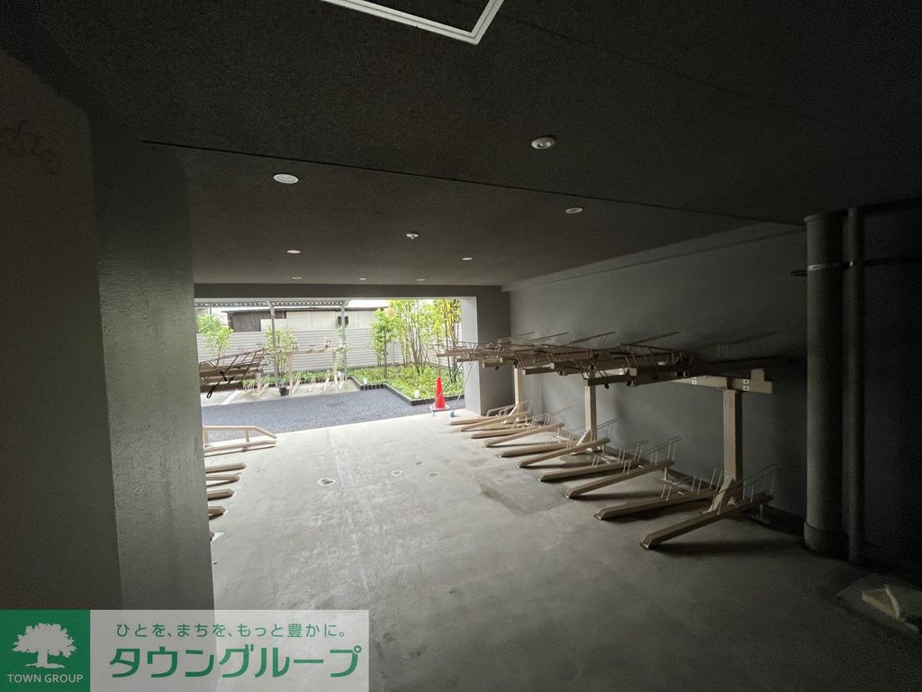 駐車場　駐車場