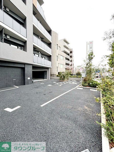 駐車場　外観