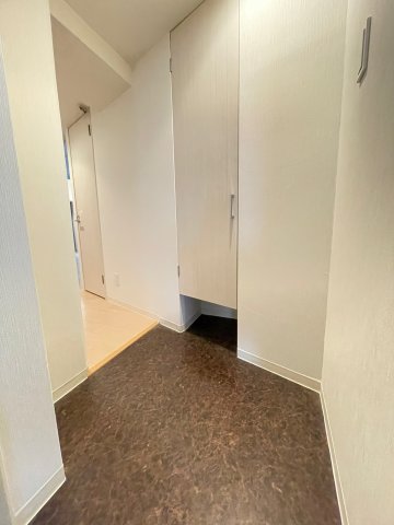 玄関　詳細は、RISUMO江坂本店→06-6155-7137まで♪