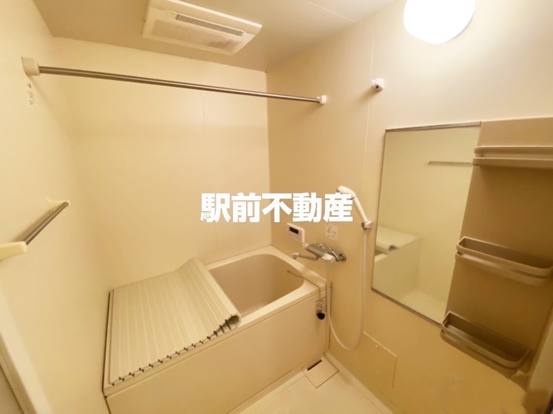 バス・シャワールーム　他部屋写真流用