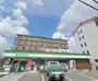 コンビニ　ファミリーマート東大阪西堤店（コンビニ）まで1035m