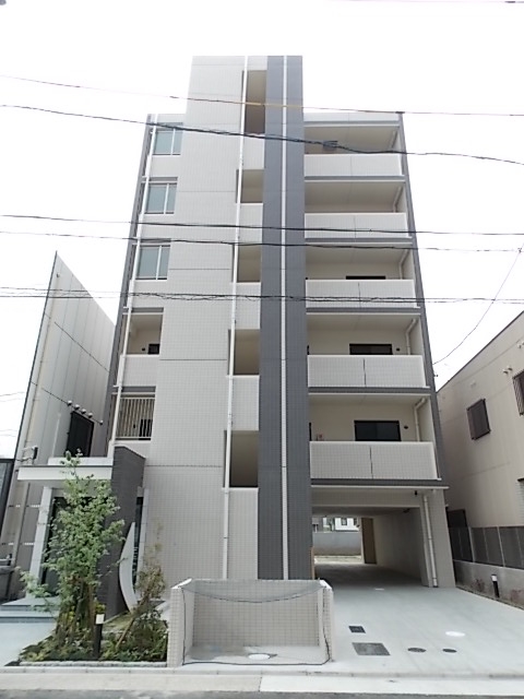 建物外観　外観は落ち着いています