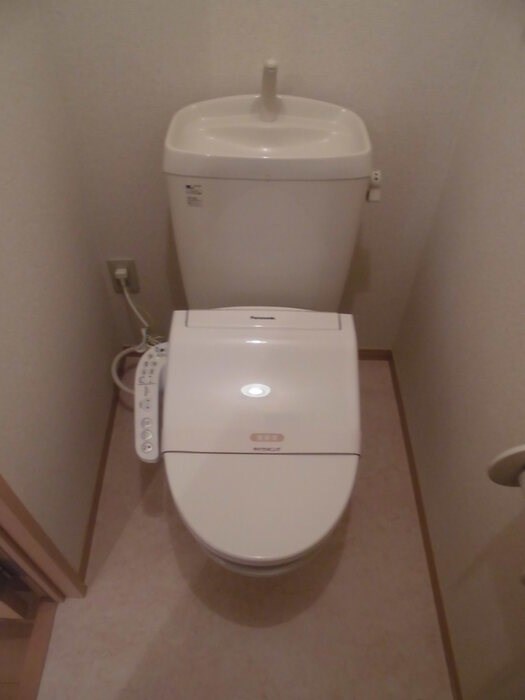 トイレ　同型別部屋参考写真