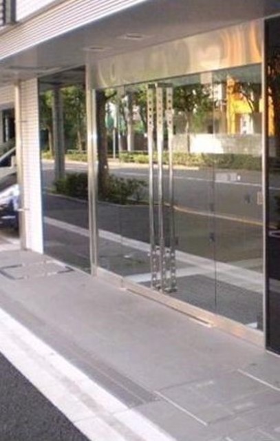 エントランス　エントランス