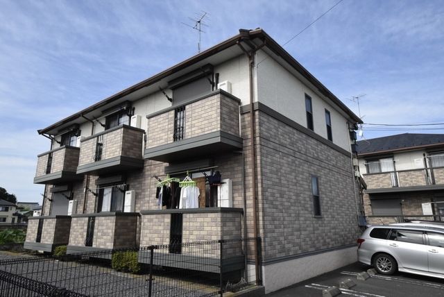 建物外観　♪大手ハウスメーカー施工で安心なお部屋♪