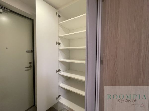 玄関　収納
