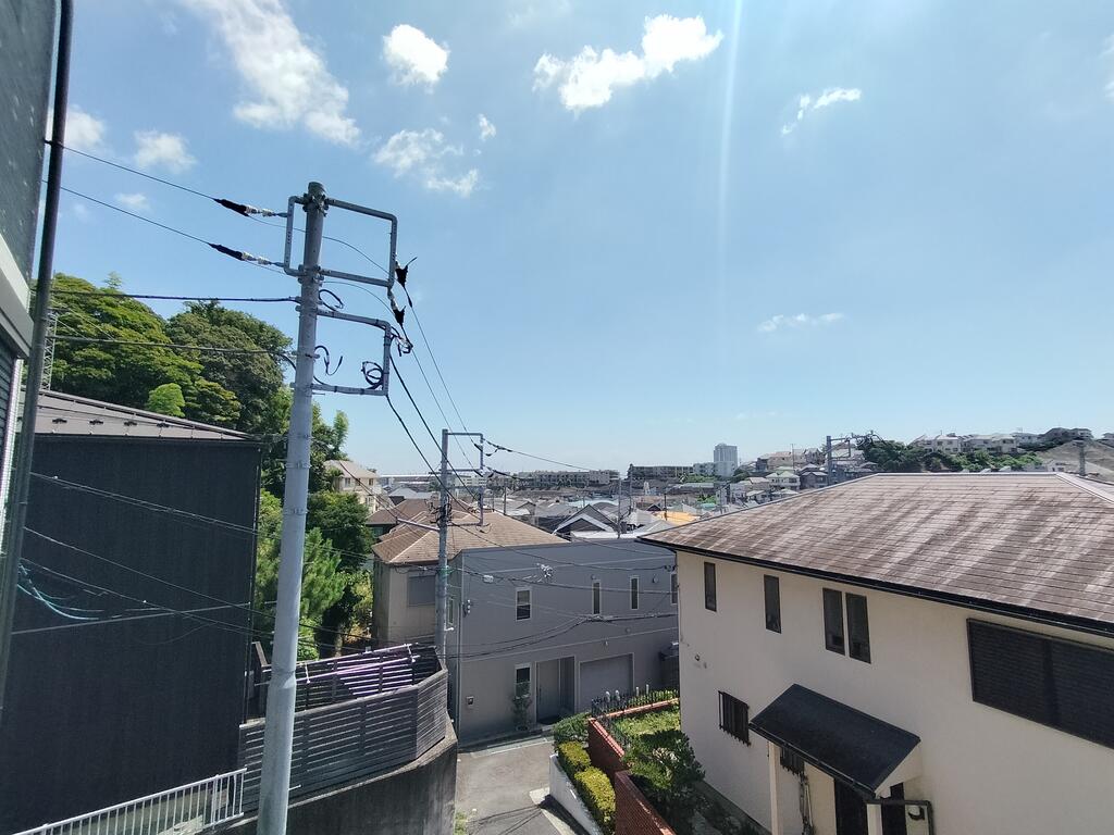 眺望　周囲より一段高い場所なので眺望・日当が最高です