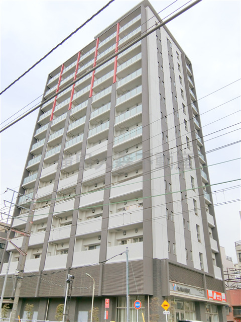 建物外観　2010年3月築　RC鉄筋コンクリート造地上13階地下1階建