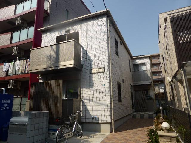 建物外観　外観は落ち着いています