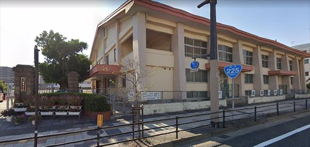 小学校　鹿児島市立城南小学校（小学校）まで1154m
