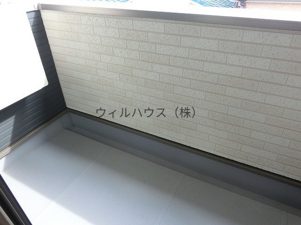 バルコニー　南向きバルコニー！