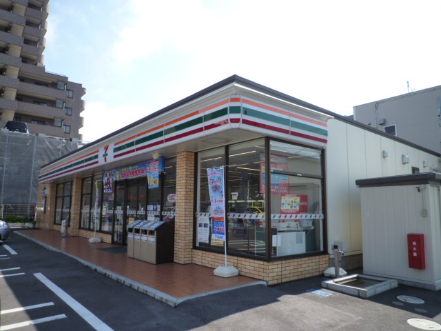 コンビニ　セブンイレブン仙台大和町5丁目店（コンビニ）まで355m