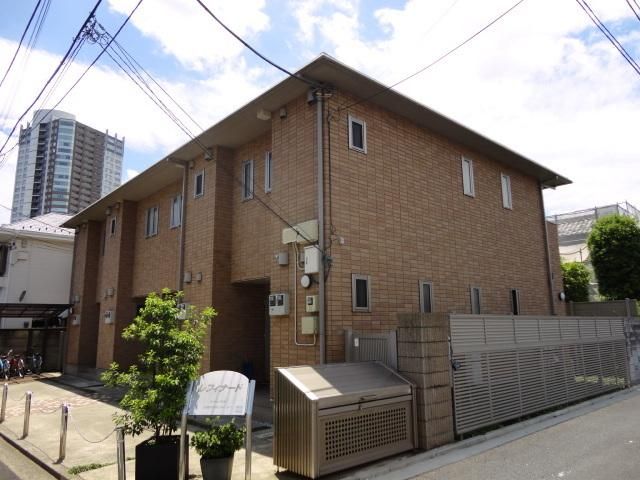 建物外観　明るい角地