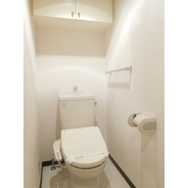 トイレ　他居室の写真のため参考まで