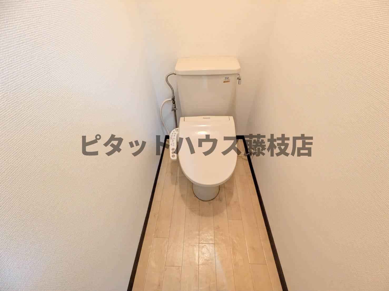 ＪＲ東海道本線 藤枝駅 徒歩27分 2階建 築42年のトイレ写真