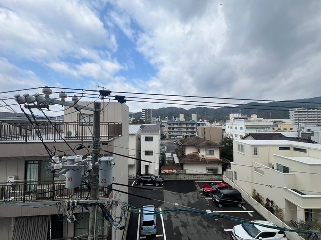 眺望　写真は違う号室です。