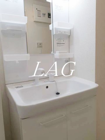 洗面設備　洗面台です。