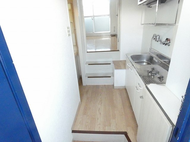 カーサ東住吉-1ロフトタイプの玄関写真