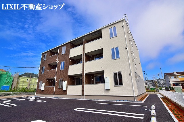 建物外観　レイクタウンでのお部屋探しは『地元の当社』にお任せ下さい！