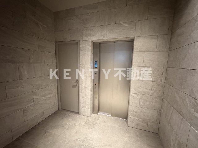 ロビー　建物の内部です