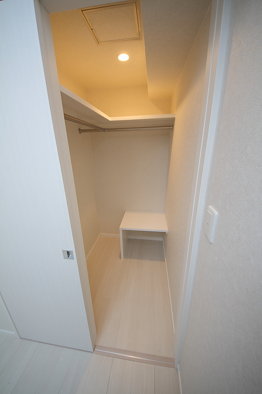 収納　洋服の多い方必見です☆