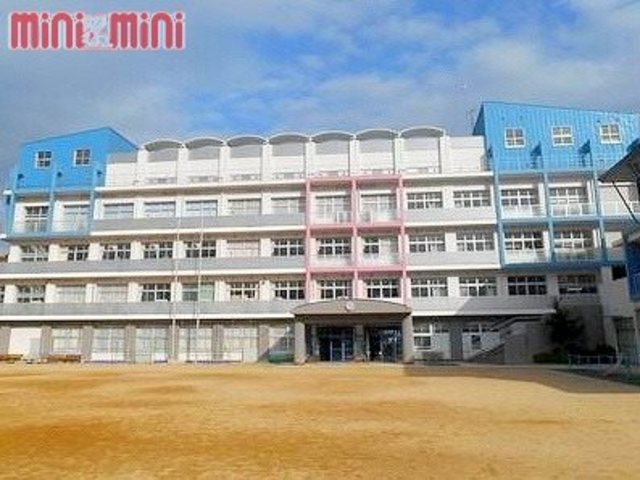 【神戸市長田区源平町のアパートの小学校】