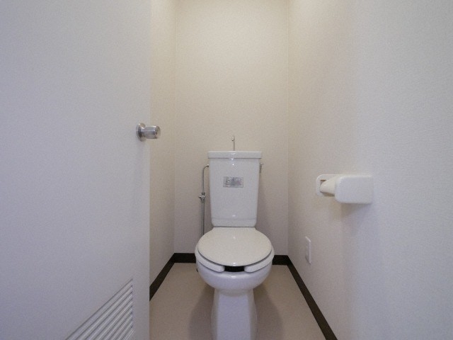 【札幌市北区新琴似七条のマンションのトイレ】