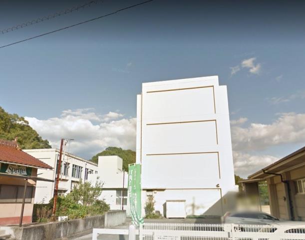 中学校　本郷中学校（中学校）まで1733m