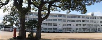 【フジサンライズ白浜の小学校】