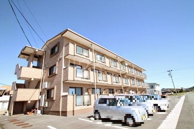 【周智郡森町中川のマンションの建物外観】