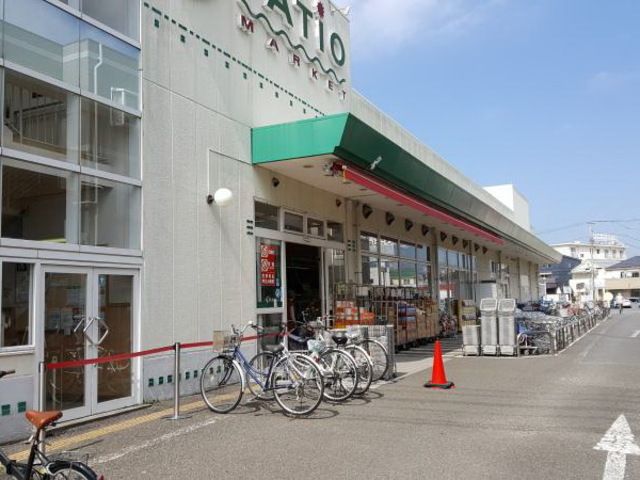 【茅ヶ崎市赤松町のアパートのスーパー】