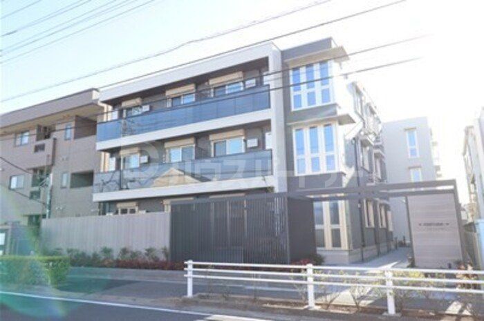 流山市南流山のマンションの建物外観