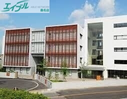 【桑名市大字友村のマンションの大学・短大】