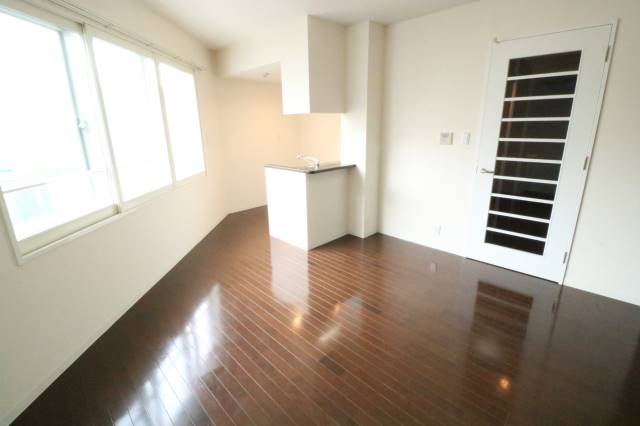 居室・リビング　明るいリビング♪